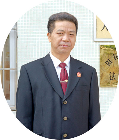 鄒華彬.jpg