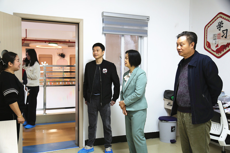 d4d6b2aacac33f9ad19c3f580dec64c_副本.jpg