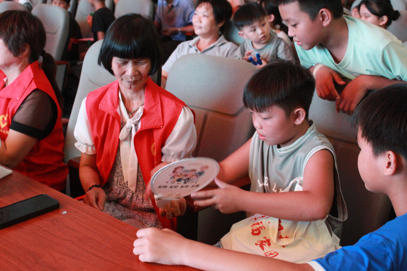 24.8.22合水鎮(zhèn)：法治漠陽·護(hù)“未”成長——2024年陽春市合水鎮(zhèn)法治文化活動.doc_9